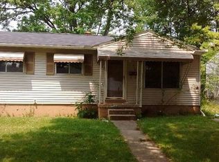 810 W Moore St, Flint, MI 48504