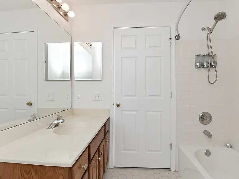 26 Normandy Dr — Photo 35