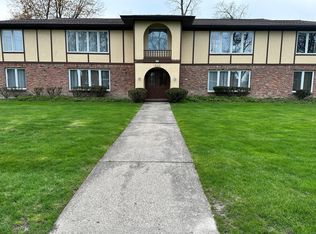 208 Denrose Dr APT 1, Amherst, NY 14228