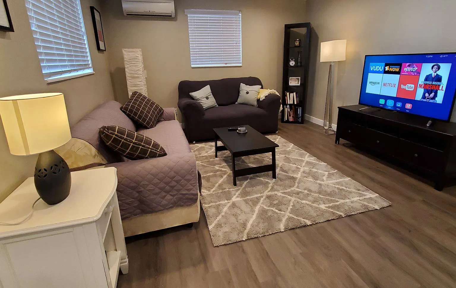 2 bed, 900 sqft, $1,650 — Photo 1