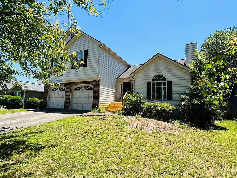 1617 Vinebrook Ter NW — Photo 1
