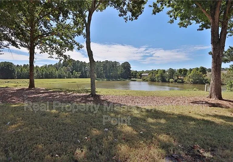 2031 Lakeshore Overlook Dr NW — Photo 32