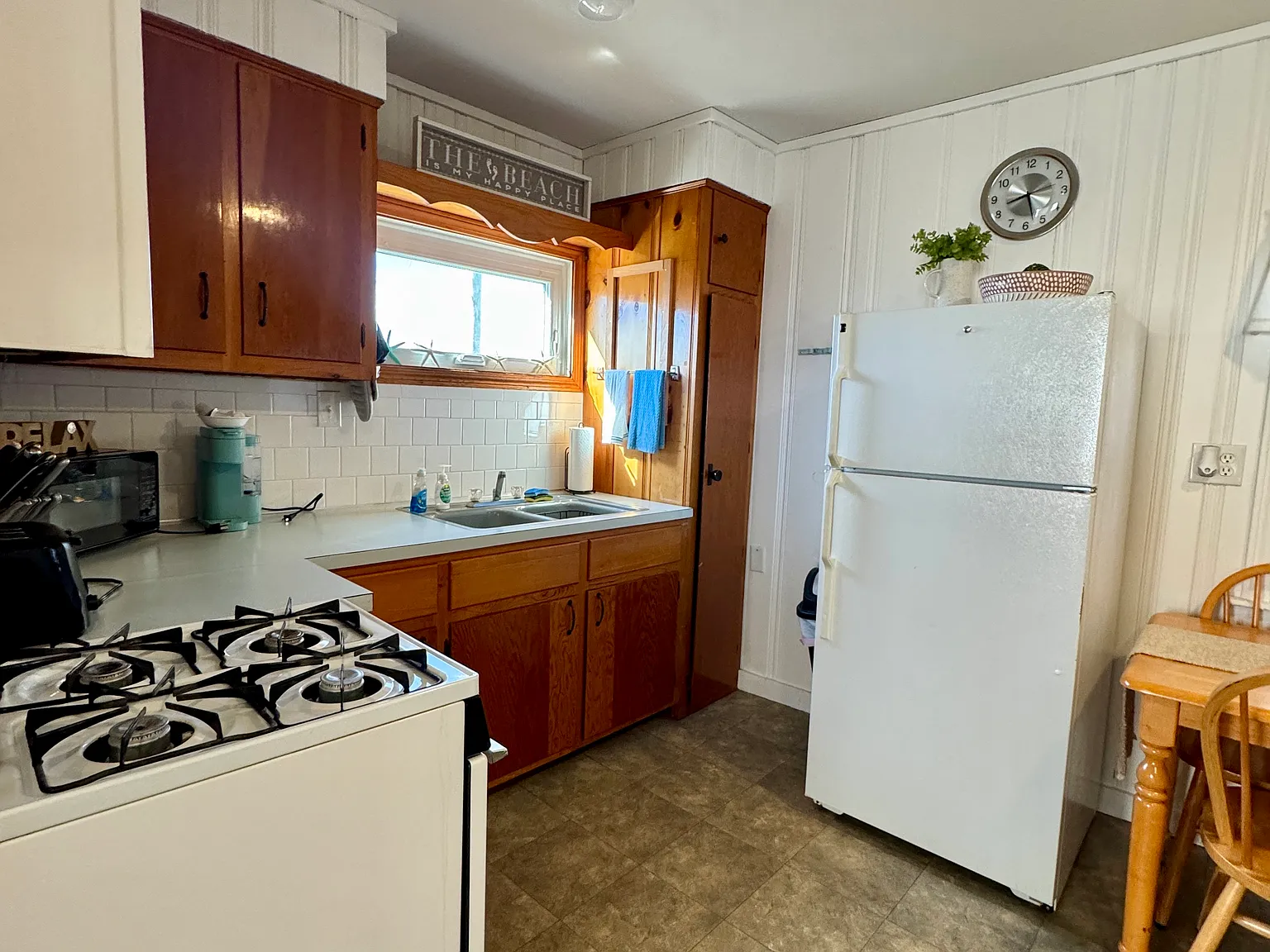 21 Auburn Ave — Photo 2