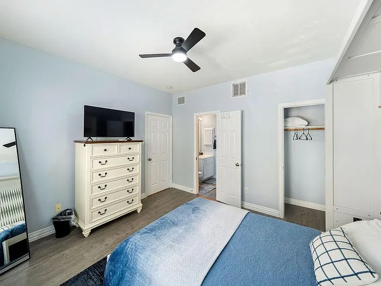 7143 Laguna Villas — Photo 10