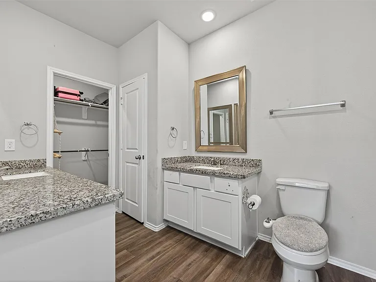 804 Pearl River Dr — Photo 13
