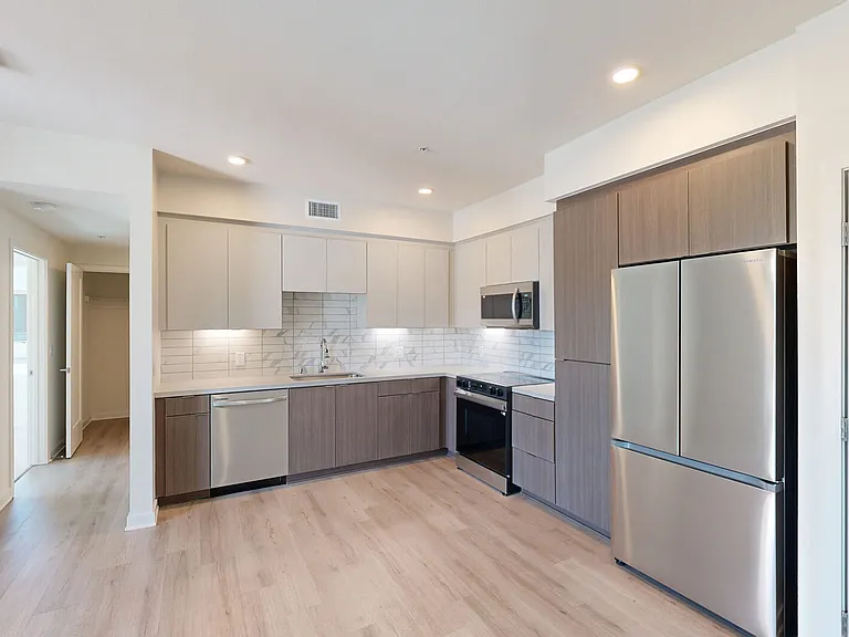 North Grove — Photo 105