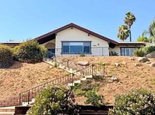 410 Mira Loma Ln, Escondido, CA 92025