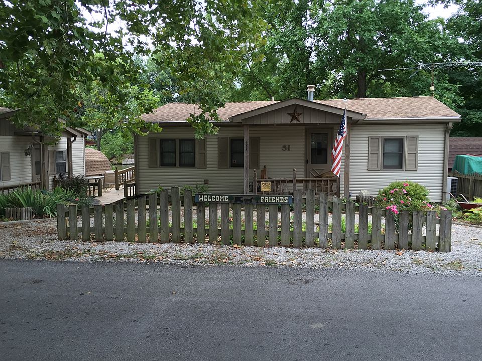 Lakefront property must see!