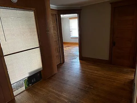204 W Locust St #3 — Photo 4