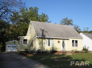 319 Timberlan Rd, Metamora, IL 61548