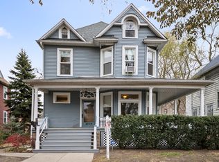 6739 N Newgard Ave, Chicago, IL 60626