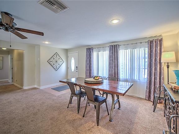 4th image of 3104 N Kinyon Ave