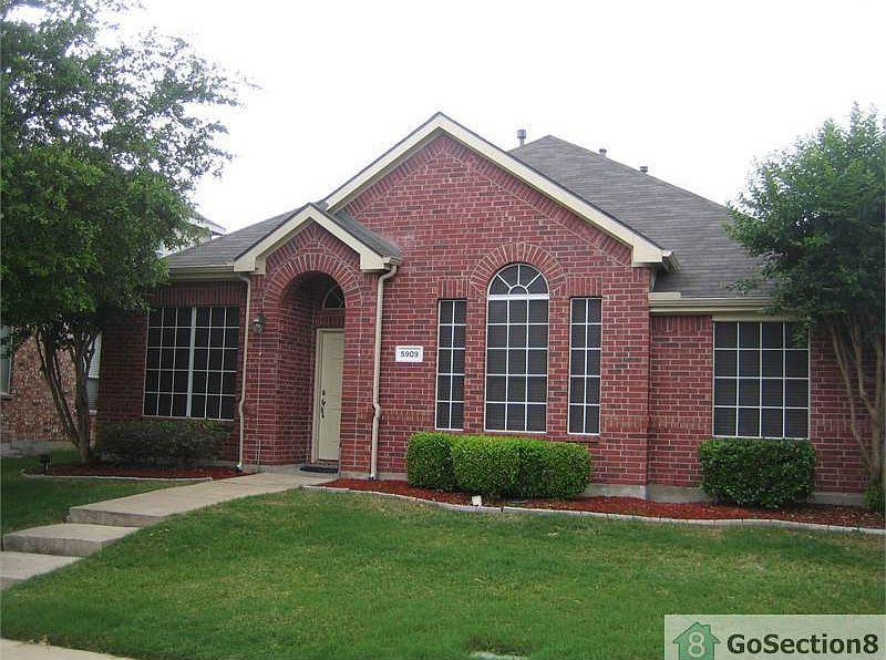 1st image of 5905 Hidden Pine Ln