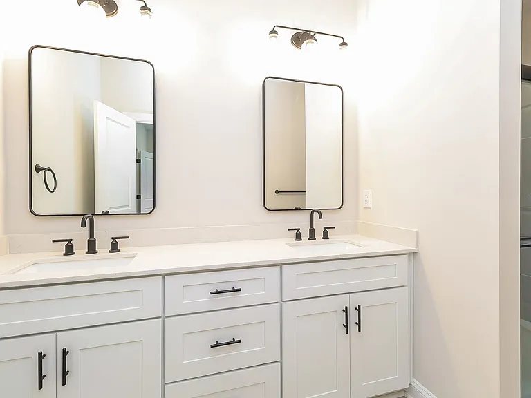3609 Corbett St — Photo 8
