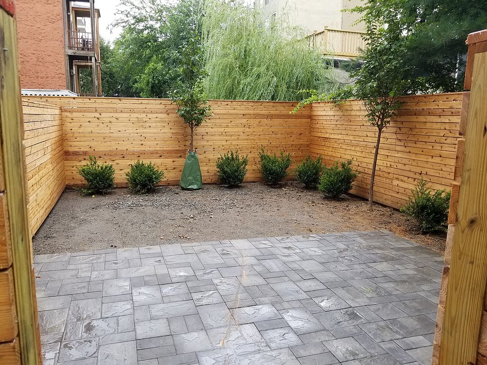Private landscaped yard
