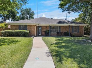 1501 Austrian Rd, Grand Prairie, TX 75050