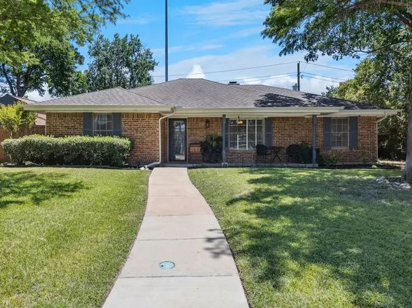 1501 Austrian Rd, Grand Prairie, TX 75050