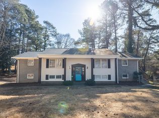 1963 Briarwood Dr, Gainesville, GA 30501