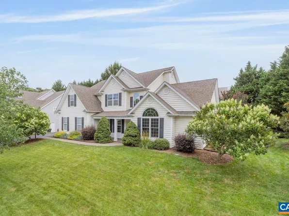 1142 Redfields Rd, Charlottesville, VA 22903