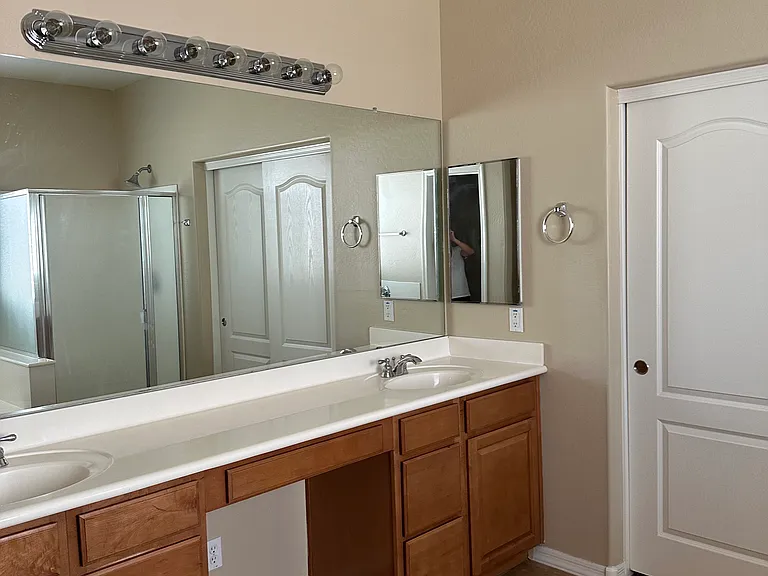 17580 W Gelding Dr — Photo 20