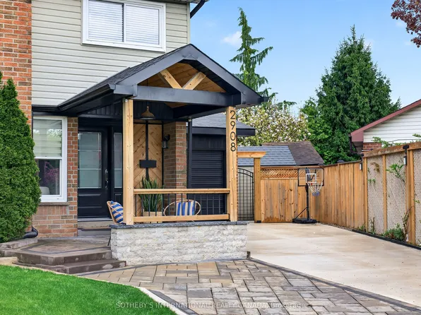 2908 Bramshaw Gdns, Mississauga, ON L5N 1S3
