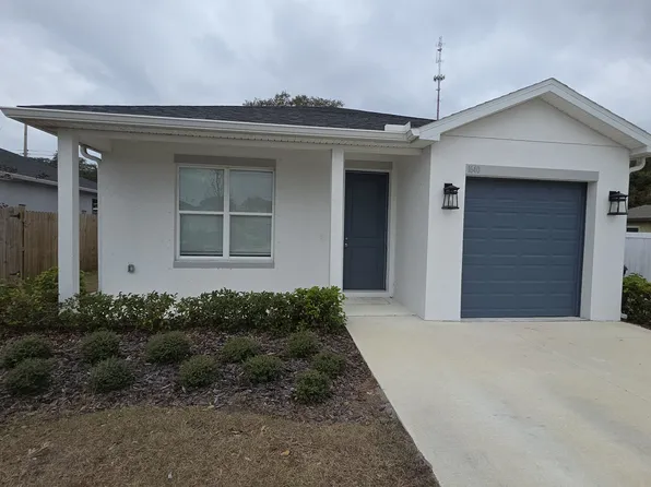 1640 Elizabeth Ave, Titusville, FL 32780