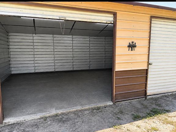 4th image of 3124 Shaw Rd