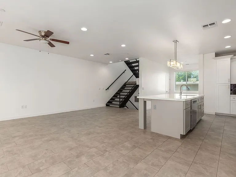 The Aeries Townhome Apartments — Photo 2