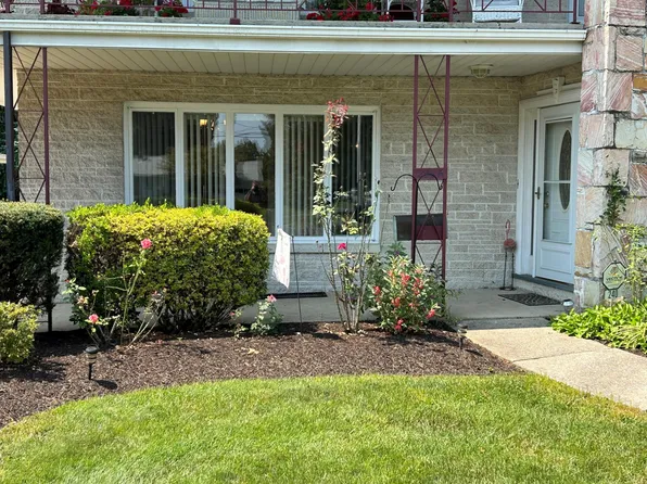 236 N 36th St, Camp Hill, PA 17011