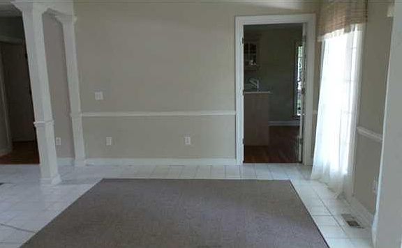 4th image of 5208 Oak Cove Ln