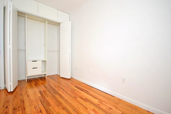 Rented by Bold New York | media 35