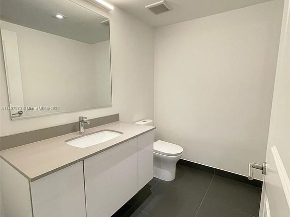 4th image of 1600 NE 1st Ave Unit 2605
