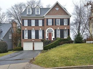 5713 Trafton Pl, Bethesda, MD 20817