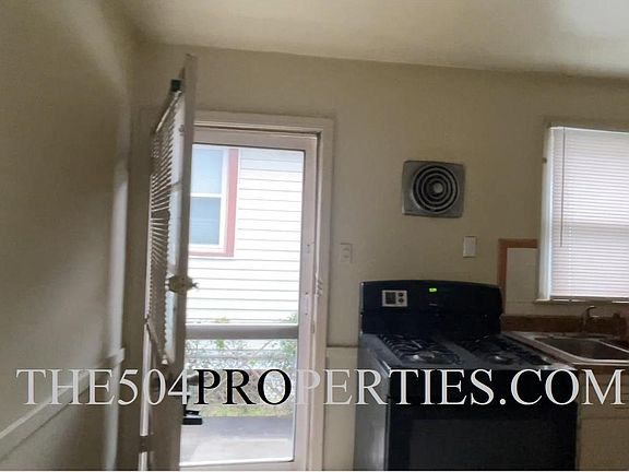 4th image of 1635 N Miro St