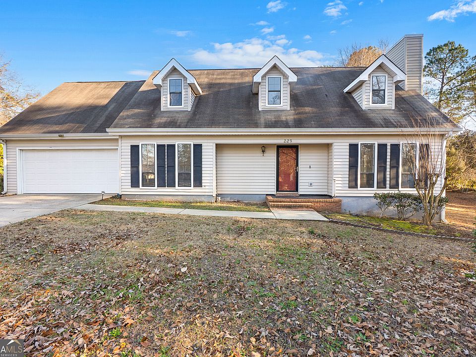 1st image of 225 Blue Ridge Ln