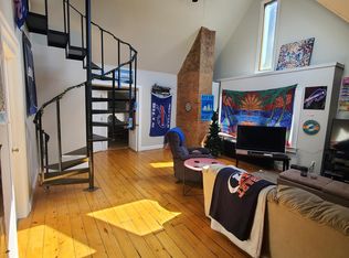 571 University Ave APT 6, Rochester, NY 14607