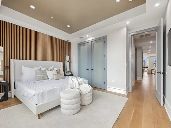 134 Hancock Avenue image 8 of 18