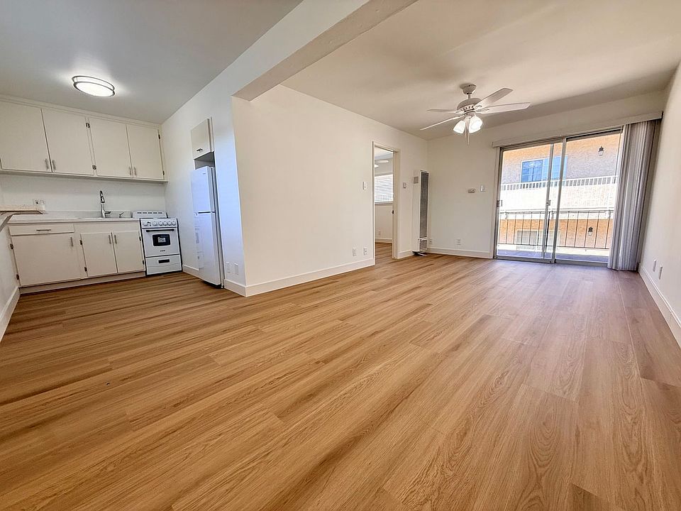 1st image of 1239 Oak Grove Ave APT 302
