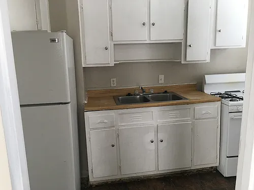 368 Roosevelt Ave #6-7 Photo 1