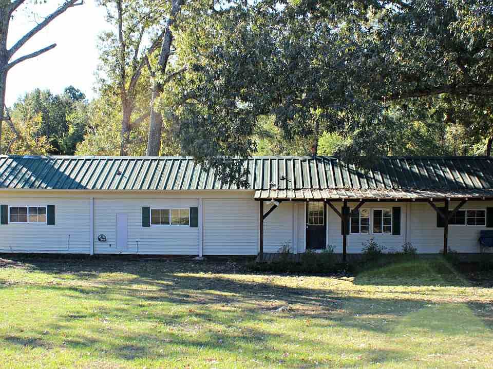 1st image of 208 Brookwood Ln