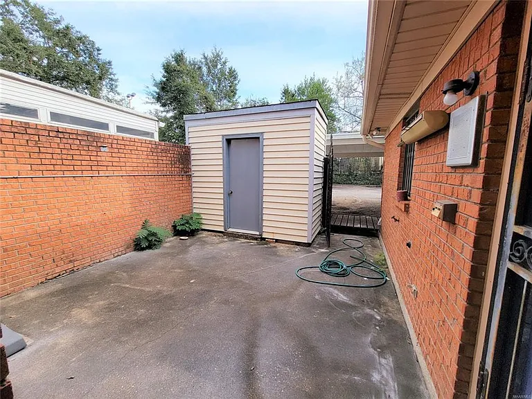4046 Camellia Dr #1 — Photo 19