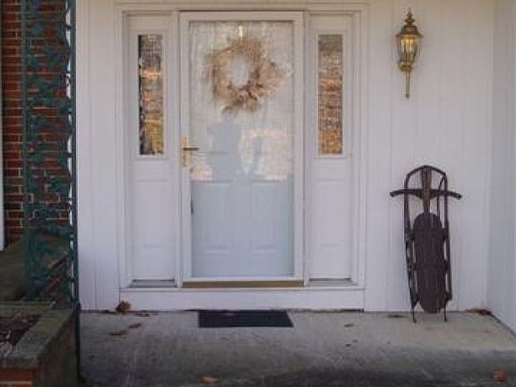 3rd image of 8056 Monterey Ave