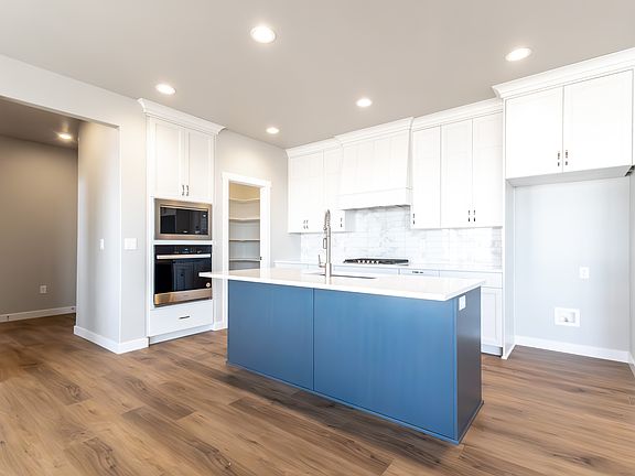 3rd image of 3039 N 2875 W