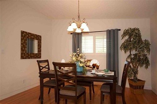 5th image of 3116 Sierra Oaks Dr