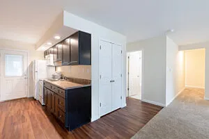 810 Sherman St #4 — Photo 7