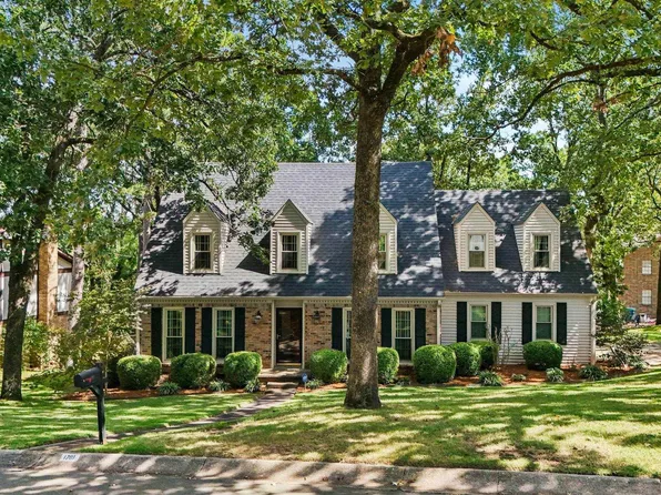 1701 Martha Dr, Little Rock, AR 72212
