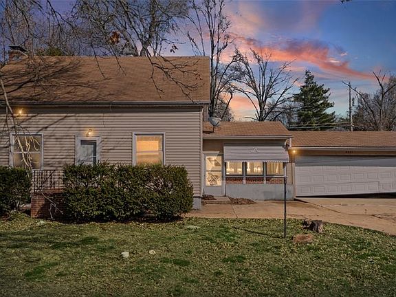 2nd image of 8621 Martony Ln