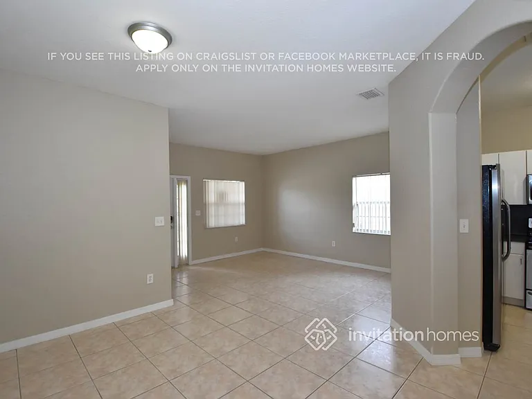 18051 SW 144th Ct — Photo 4