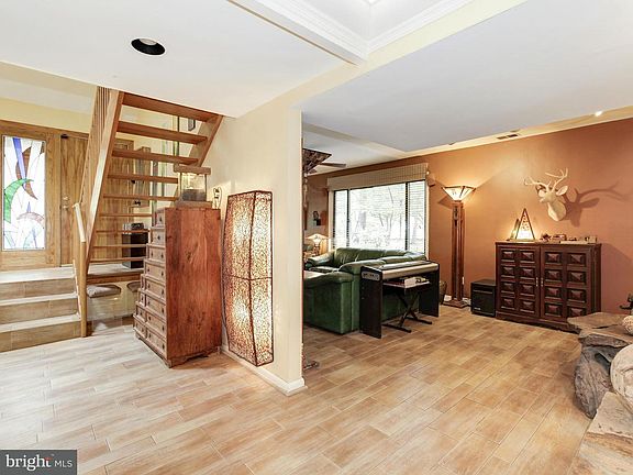 4th image of 12 Scandia Way