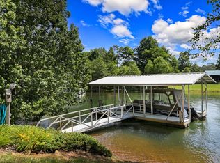 877 Ginger Ln, Hiawassee, GA 30546